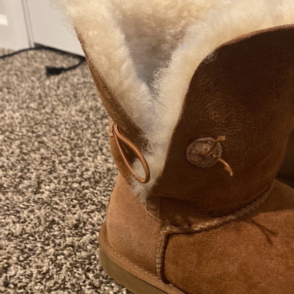 UGG Bailey Button Boots - Picture 5 of 5